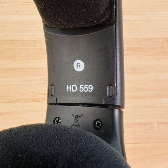 Sennheiser HD 599 / Open-Back Headphones / Over-Ear / Audiophile Sound - Picture 8 of 10